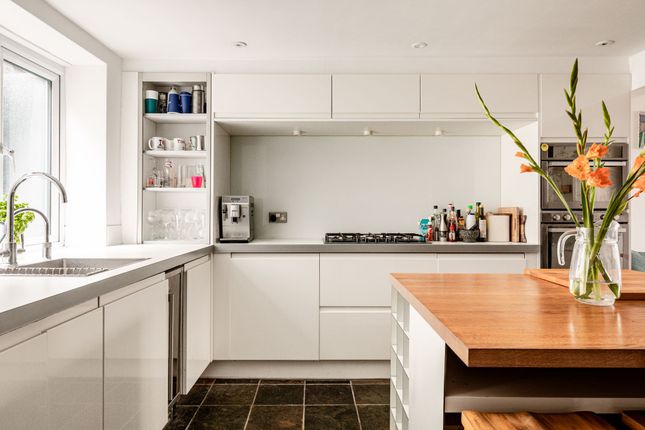 7 Blenheim Place, Brighton photo 4