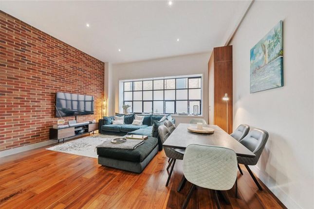 Flat 9, Lofts Apts, London photo 3