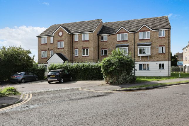 Thumbnail Flat for sale in Scammell Way, Watford