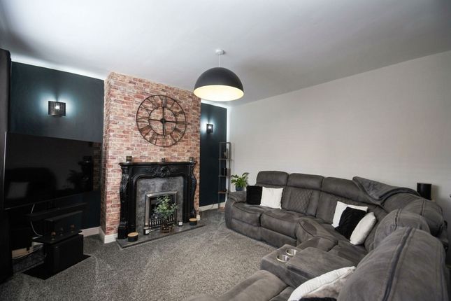 2 Hallsworth Road, Manchester photo 4