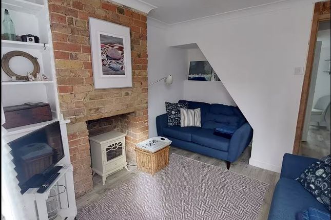 17a, Nelson Street, Deal photo 2