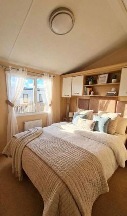Willerby Granada, Kippford Bay Caravan Park, Dalbeattie photo 5