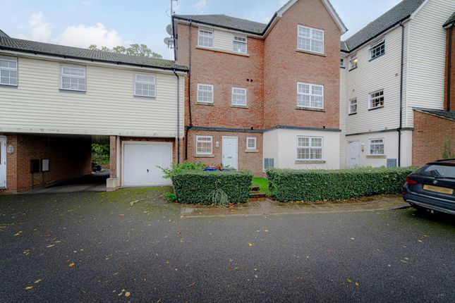 Flat for sale in Birch Road, Canterbury