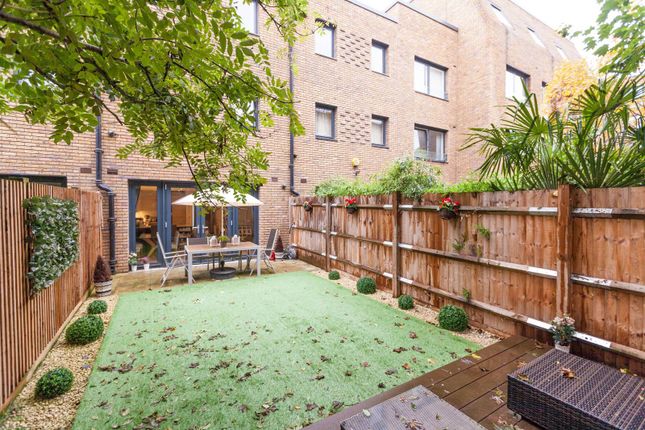 Thumbnail Property for sale in Mary Rose Square, Deptford, London