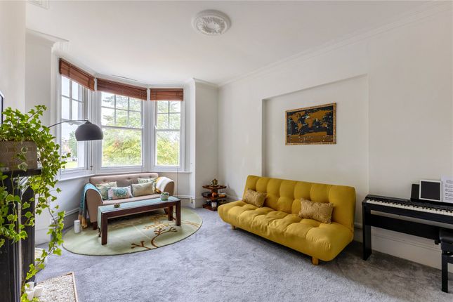 Flat 3 Arlington Park Mansions,, Sutton Lane North, London photo 4