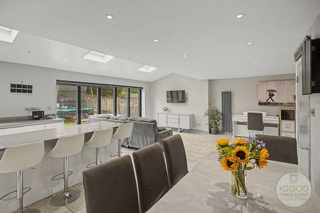 24, Windermere Road, Wilmslow photo 4