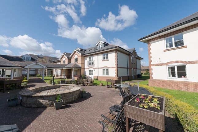 Flat for sale in Whitebeam House, Woodland Court, Bristol