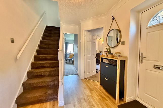 24 Vicar Lane, Ossett photo 4