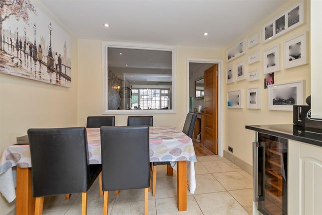 End terrace house for sale in Bishops Close, Sandridge, St.Albans