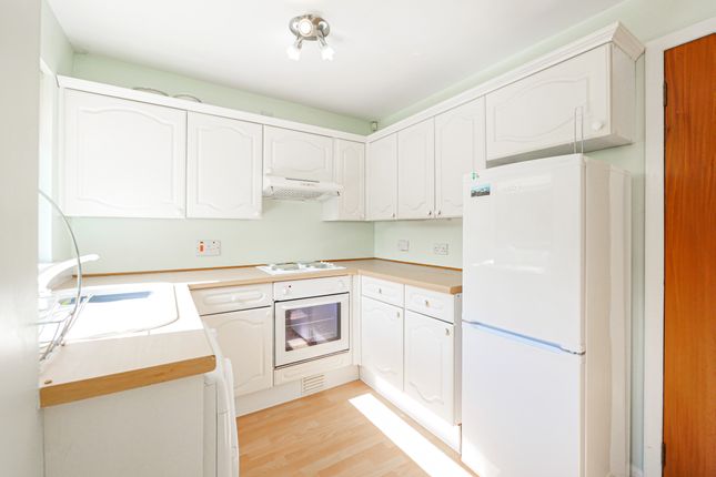 16, Inchkeith Terrace, Dundee, Angus photo 3