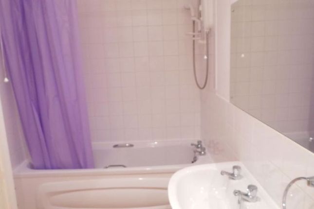 4 Sussex House, High Street, Bream photo 5
