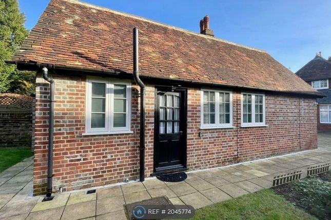 Thumbnail Bungalow to rent in Old Forge Cottage, Brasted, Westerham