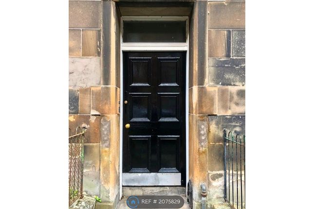 Flat to rent in Livingstone Place, Edinburgh