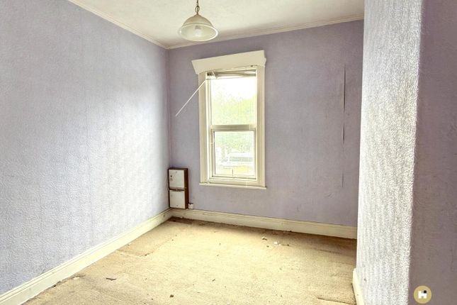 60, Denby Dale Road, Wakefield photo 4