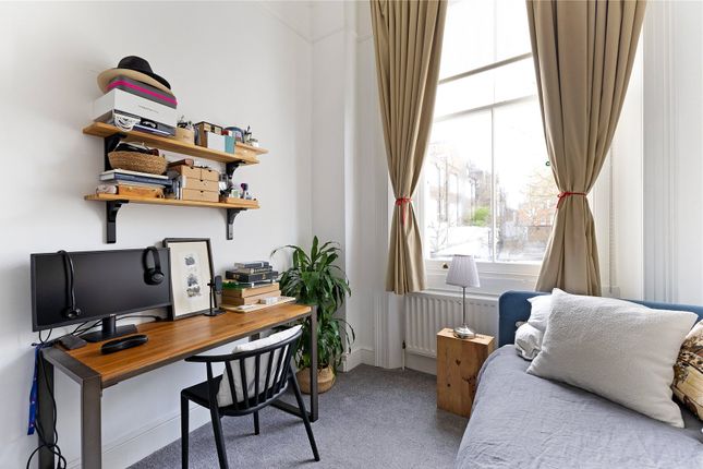 Ground Floor Flat, 1, Inverness Gardens, London photo 5