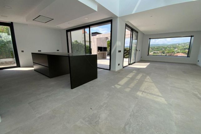 Villa for sale in Caldes D'estrac, Costa Brava, Catalonia