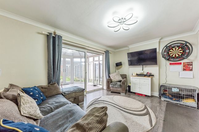 19, Ninth Avenue, Grantham photo 2