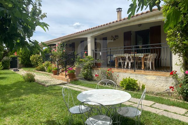 Bungalow for sale in Valreas, Provence-Alpes-Cote D'azur, 84600, France