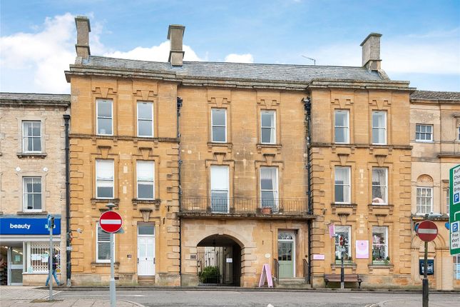 Flat 4,, White Hart Mews, Chipping Norton photo 2