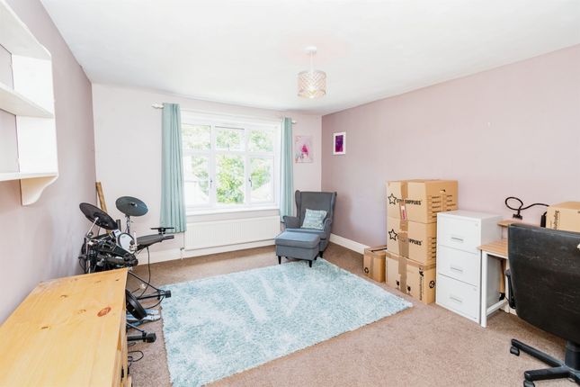 Detached house for sale in Chetwynd Drive, Southampton