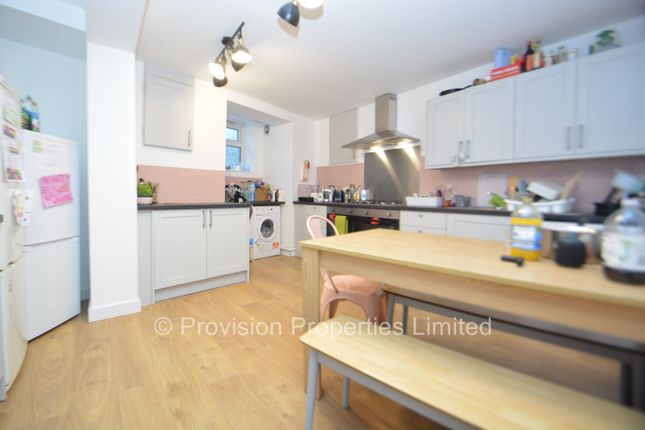 Thumbnail End terrace house to rent in Victoria Road, Hyde Park, Leeds