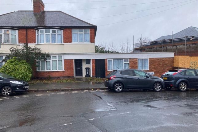 Thumbnail Terraced house to rent in Upperton Rise, Leicester