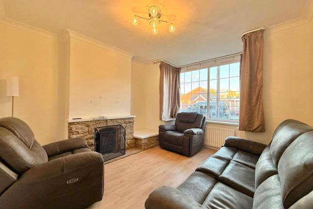 DEWSBURY photo 4