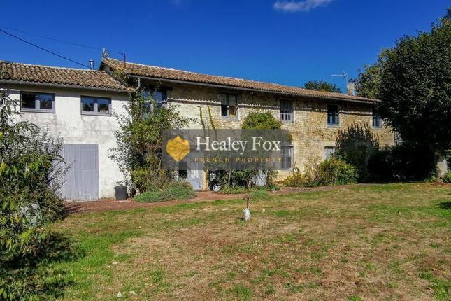 Property for sale in Sauze-Vaussais, Poitou-Charentes, 79190, France