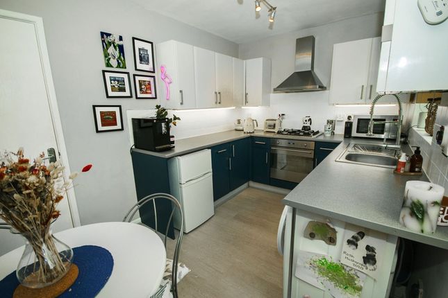 21 Moors View, Bury photo 2
