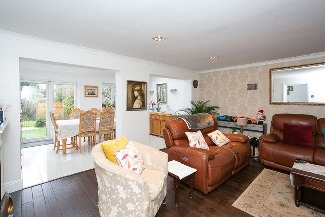 The Pastures, Oxhey, WD19, Bushey photo 4