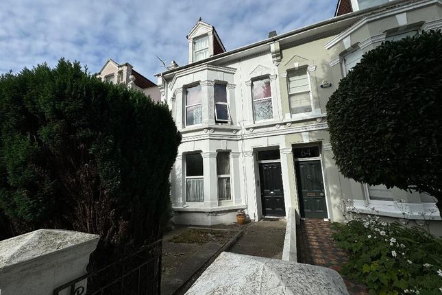 Thumbnail Flat to rent in Westbourne Gardens, Hove, East Sussex