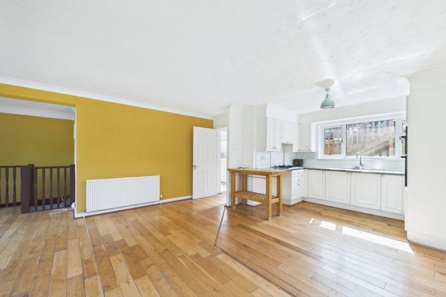 35, Windmill Avenue, Paignton photo 4