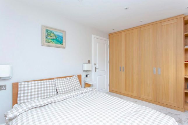 Thumbnail Flat for sale in Hammersmith Broadway, London