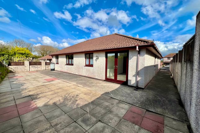 Bungalow to rent in Primrose Close, Roche, St. Austell
