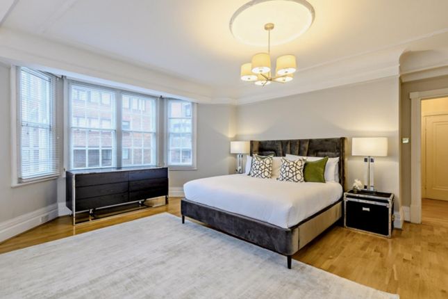 Flat to rent in Park Road, St. John's Wood