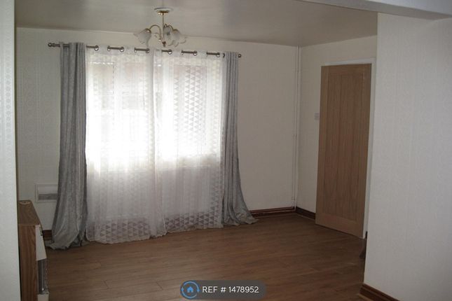Maple Drive, Belper photo 4