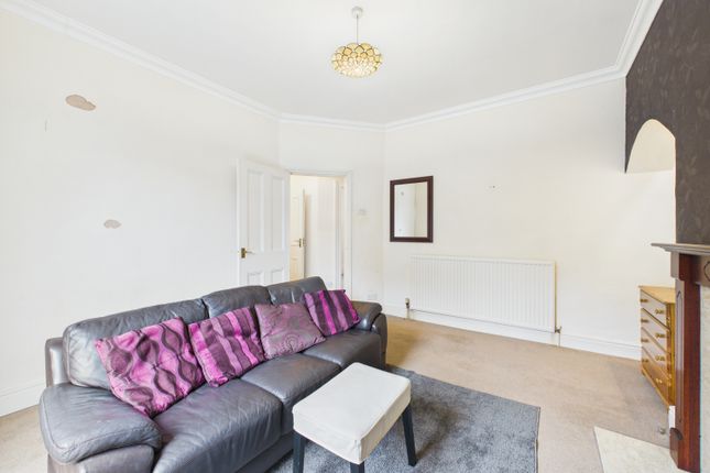 63 Baslow Road, Sheffield photo 4