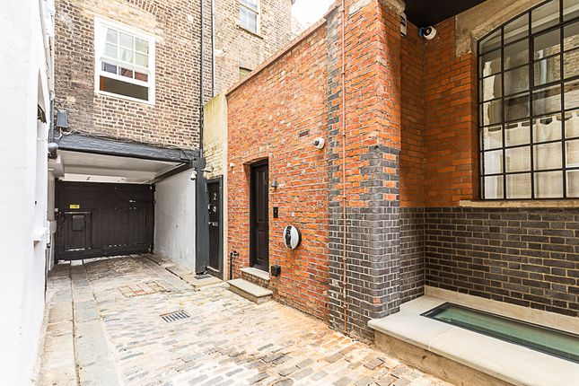Flat to rent in Unit, Leo Yard, London