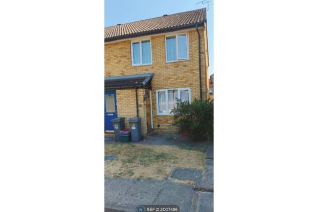Harvesters Close, Isleworth photo 2