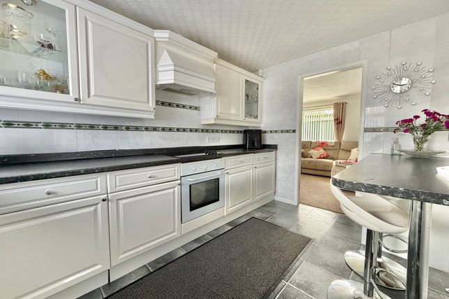 Pinmill, Waulkmill Close, Upton, Pontefract photo 4