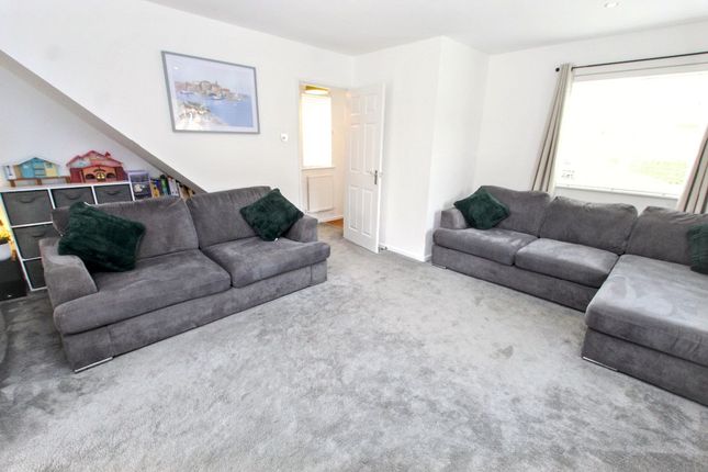 7 Columbine Close, Whitstable photo 3