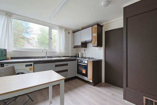 5, Guildford Avenue, Sheffield photo 4