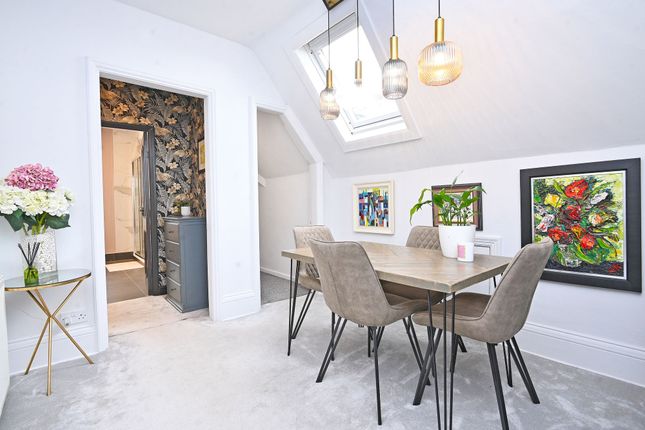 Flat 3, 23 Harlow Oval, Harrogate photo 4