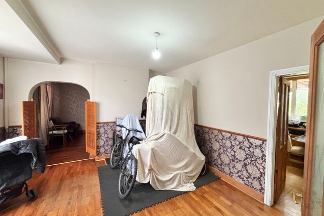 Hillcroft Road, Leicester photo 5