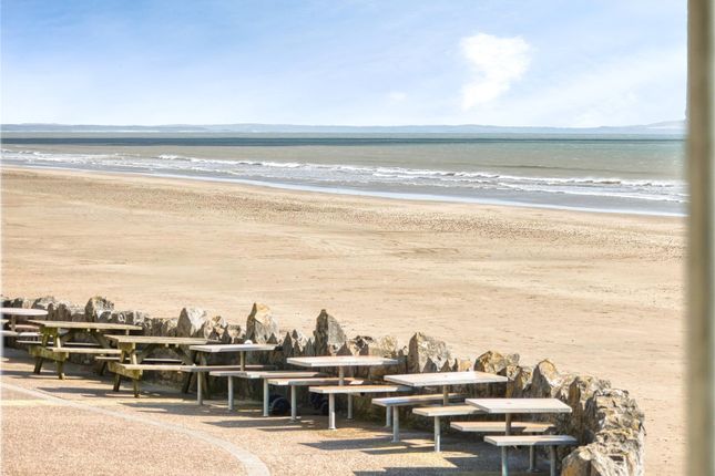 Flat 1,, The Waterfront, Pendine photo 2