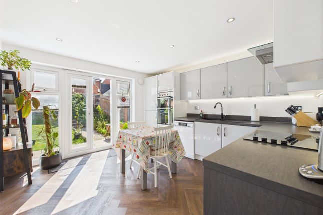 25, Ashley Street, Halstead photo 4