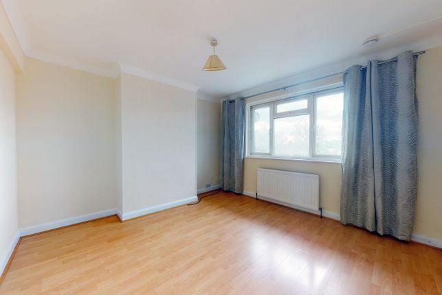 Thumbnail Flat to rent in Wendover Court, Western Avenue, London