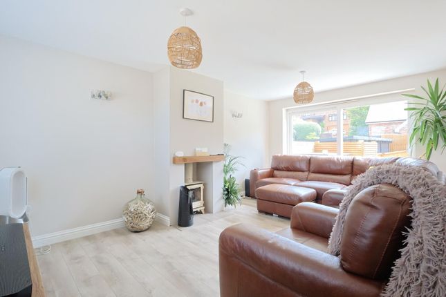 18, Viewside Close, Wimborne photo 4