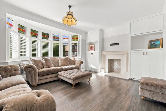 1, Kenilworth Gardens, Loughton photo 3