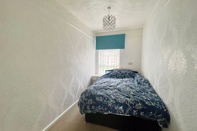 Flat for sale in Convamore Road, Grimsby
